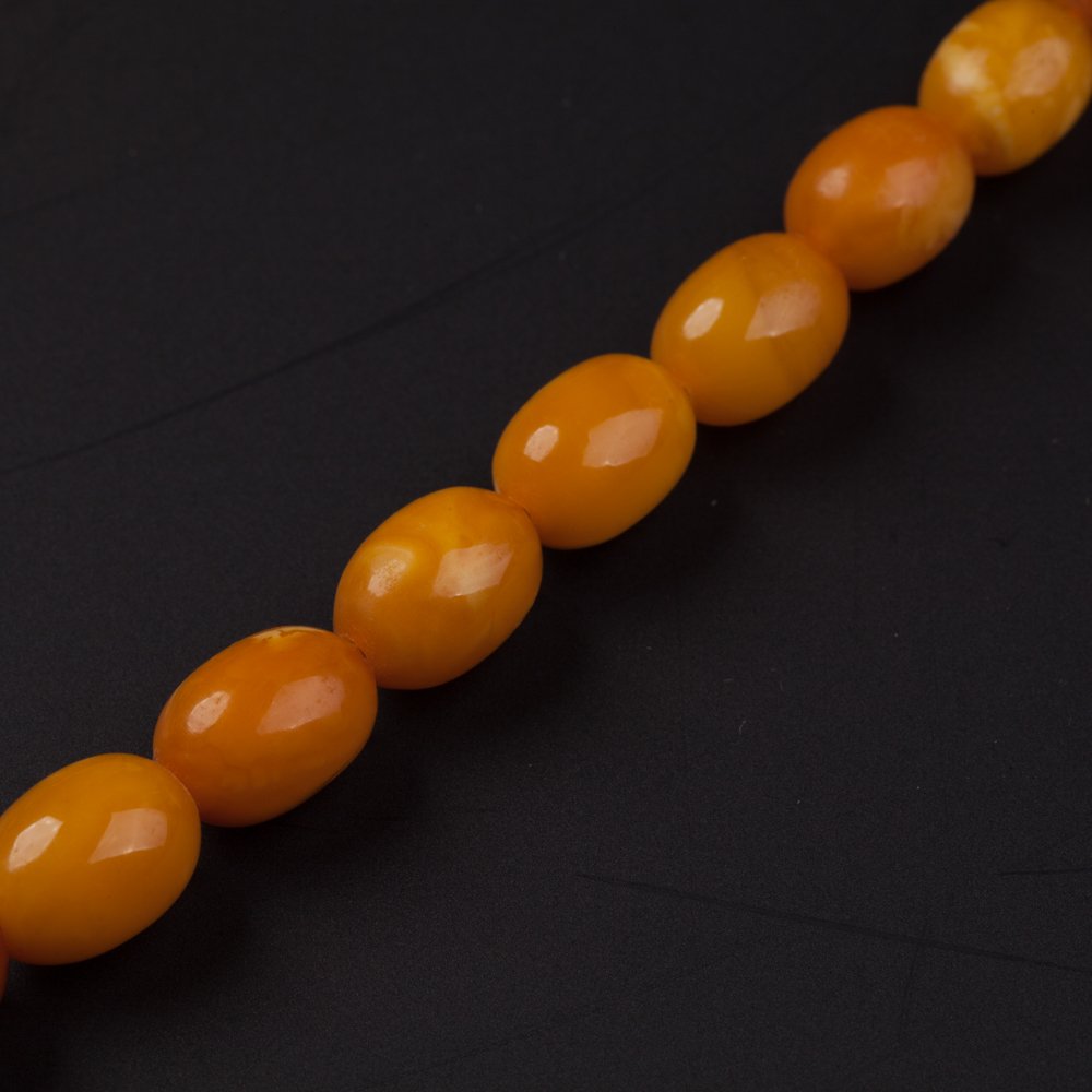 Antique amber necklace. — image 3