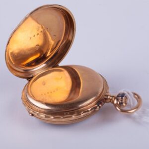 Gold open face pocket watch — image 3