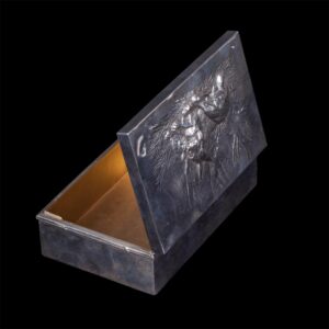 Russian cast silver cigar box with rabbits — image 3