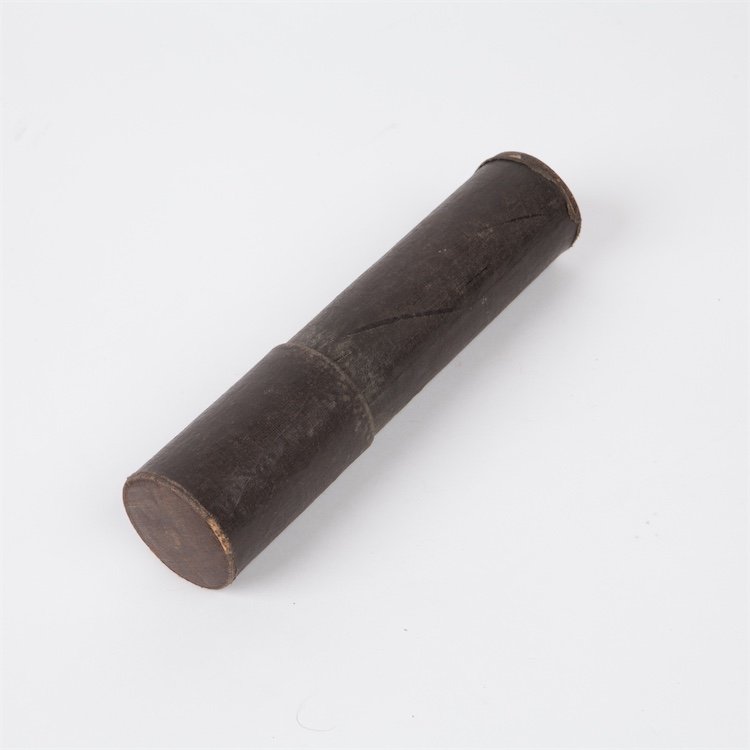 Pocket telescope in paper case. — image 2