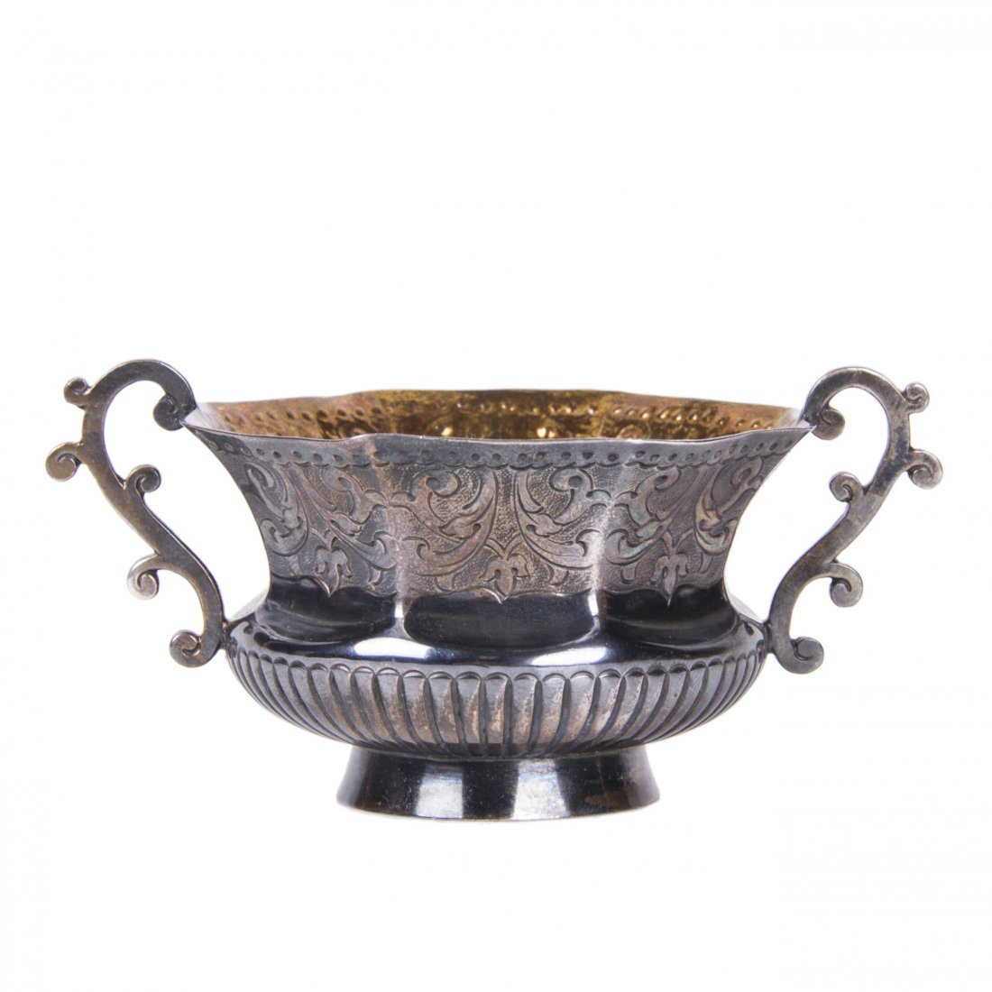 Engraved silver-gilt cup with coin enchased — image 2