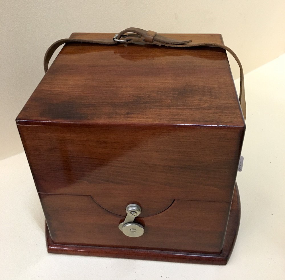 Two-day Russian marine chronometer. — image 1