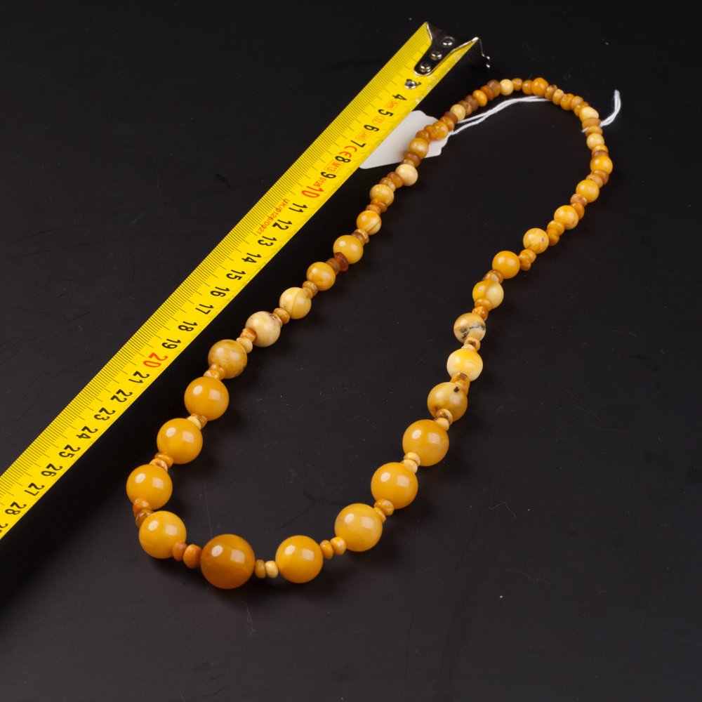 Antique amber necklace. — image 2