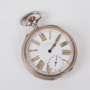 Huge pocket watch. — image 1