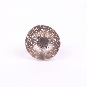 Silver stand for egg. — image 2