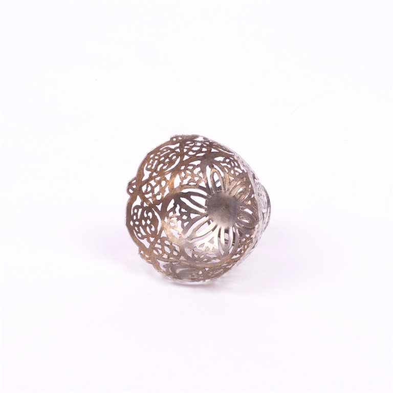 Silver stand for egg. — image 3