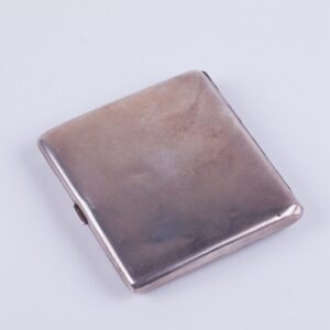 Silver cigarette case with enamel. — image 2