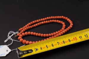 Rose coral necklace. — image 3