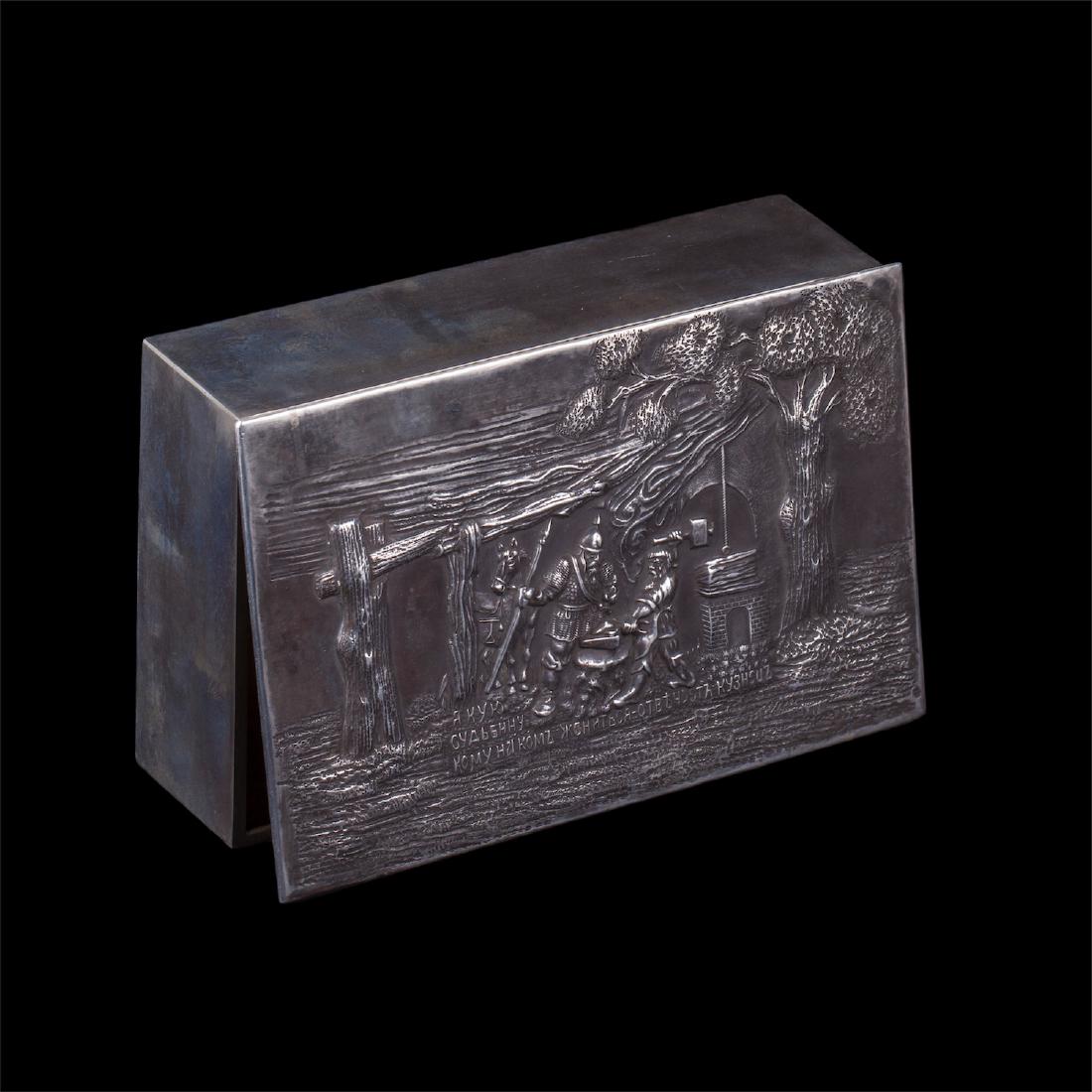 Unusual Russian cigar box with a proverb — image 1