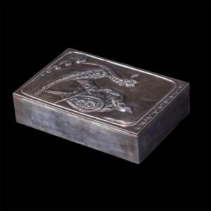 Russian cigar box with a knight — image 2