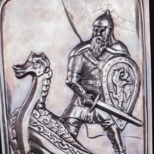Russian cigar box with a knight — image 3