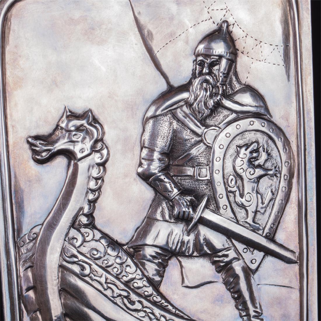 Russian cigar box with a knight — image 3
