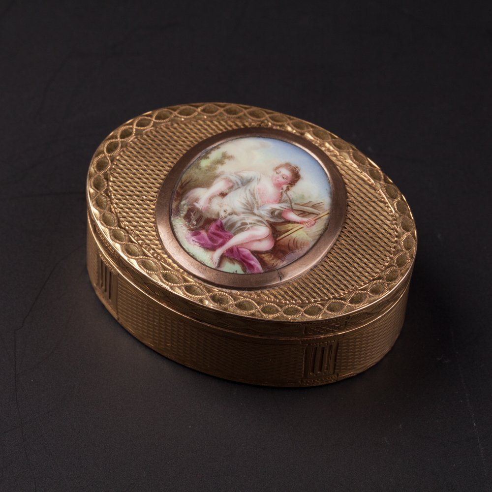 Gold snuff box. — image 1