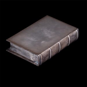 Russian cigar box in the shape of a book — image 3