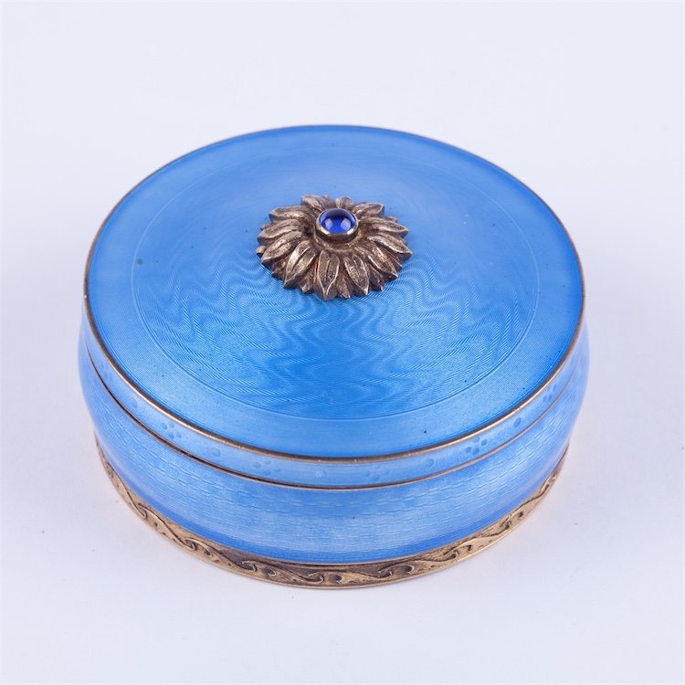 Russian imperial time silver box. — image 2