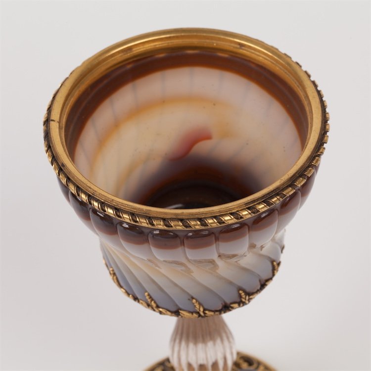 A glass of agate of master Berquin-Varangoz. — image 3