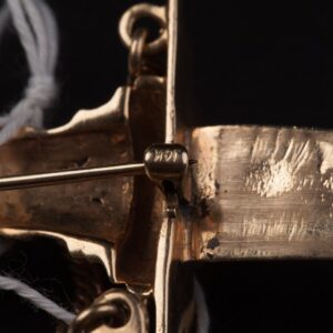 Gold brooch in shape of kinjal. — image 5