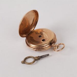Gold pocket watch with keys. — image 2
