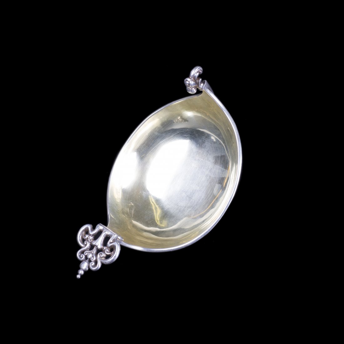 Unusual Faberge silver-gilt kovsh in 17th century style — image 3