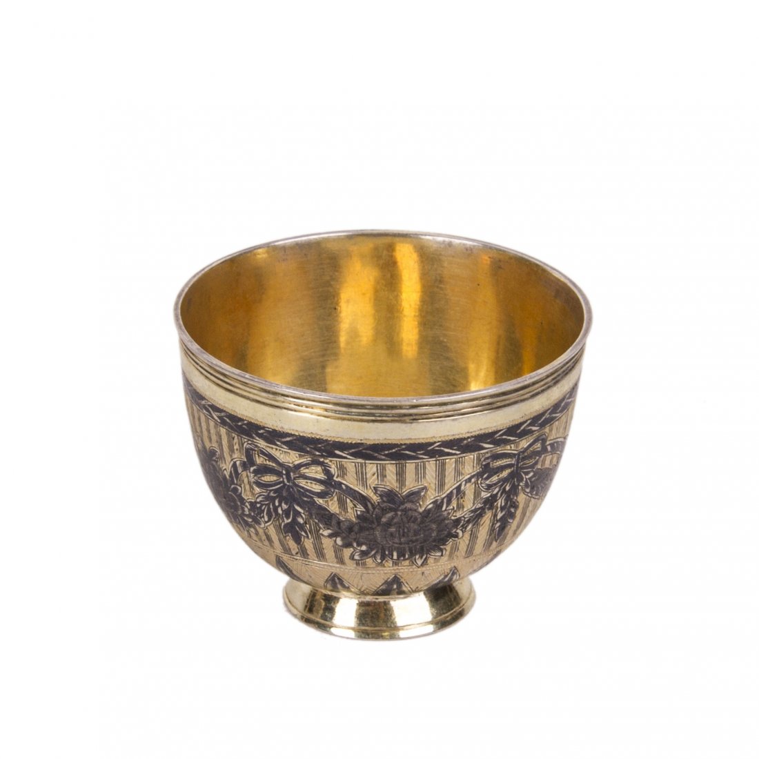 Russian engraved silver-gilt beaker — image 1
