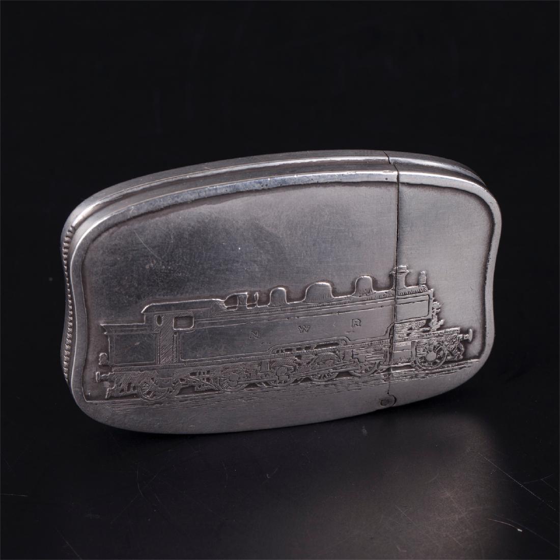 Russian matchbox with a locomotive — image 5