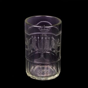 Grand engraved glass jewish beaker for Saturday wine — image 1