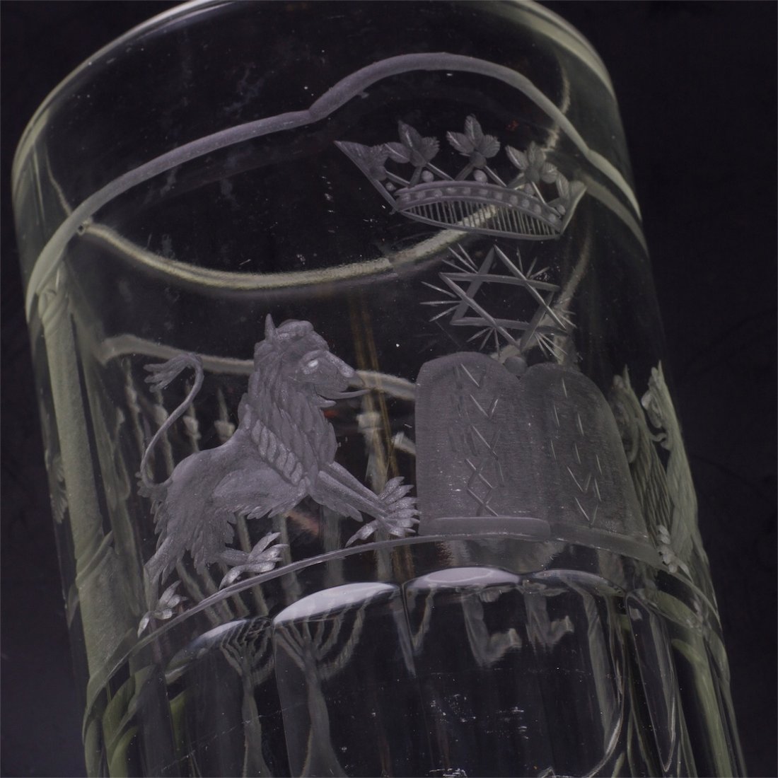 Grand engraved glass jewish beaker for Saturday wine — image 5