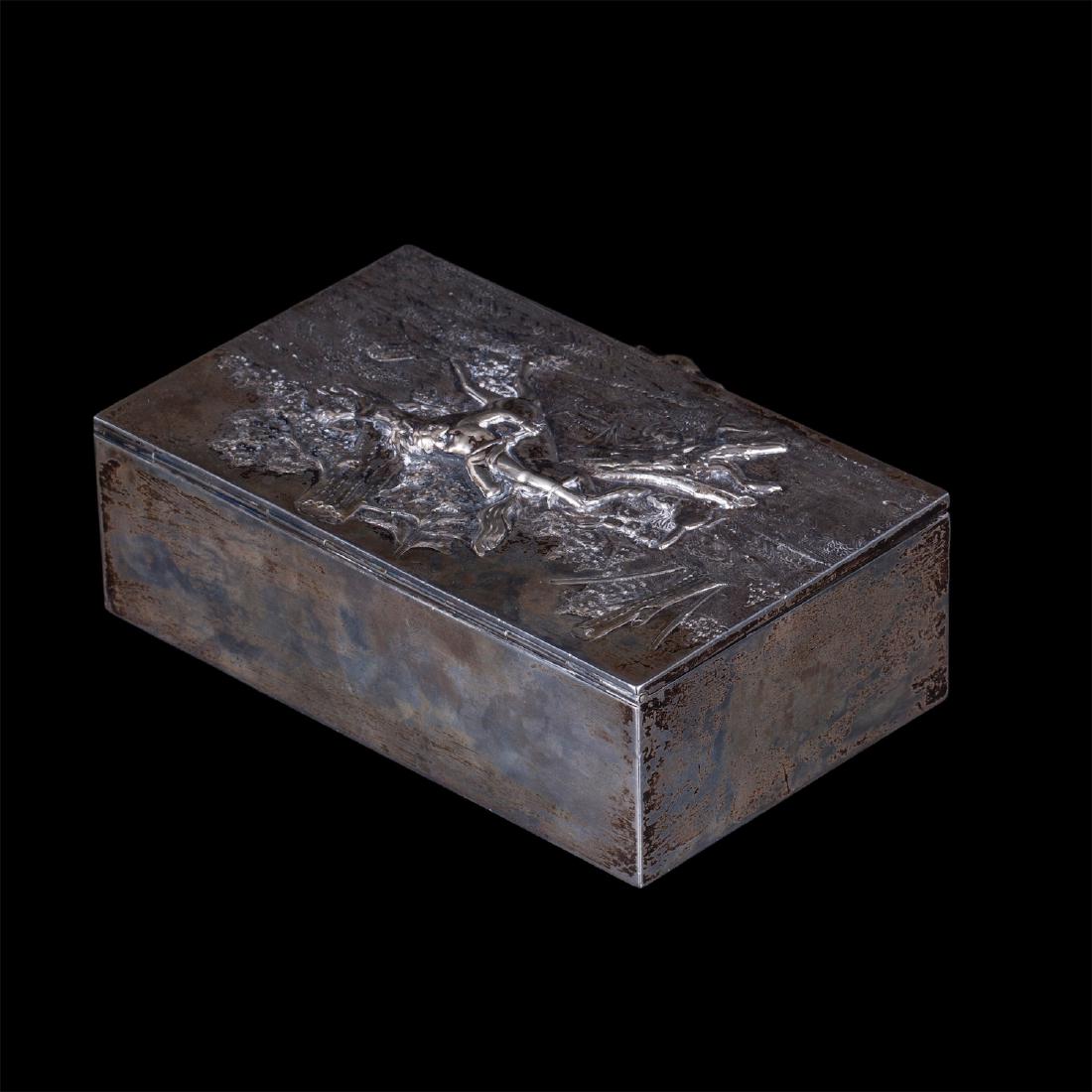 Russian cigar box with a fairytale scene — image 3
