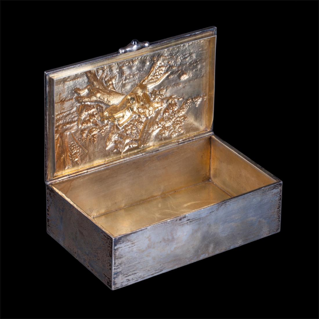 Russian cigar box with a fairytale scene — image 6
