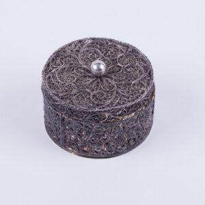 Russian silver filigree box. — image 2