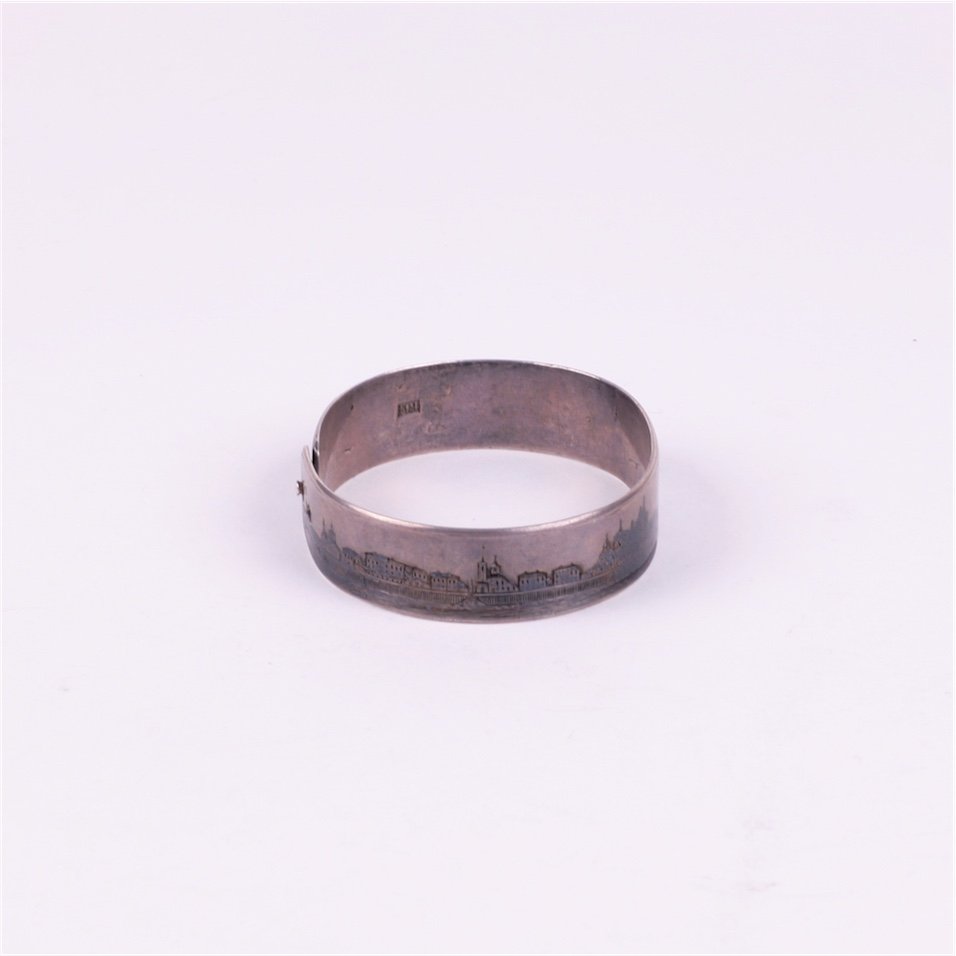 Silver bracelet with panoramic view of Velikii Ustug. — image 4