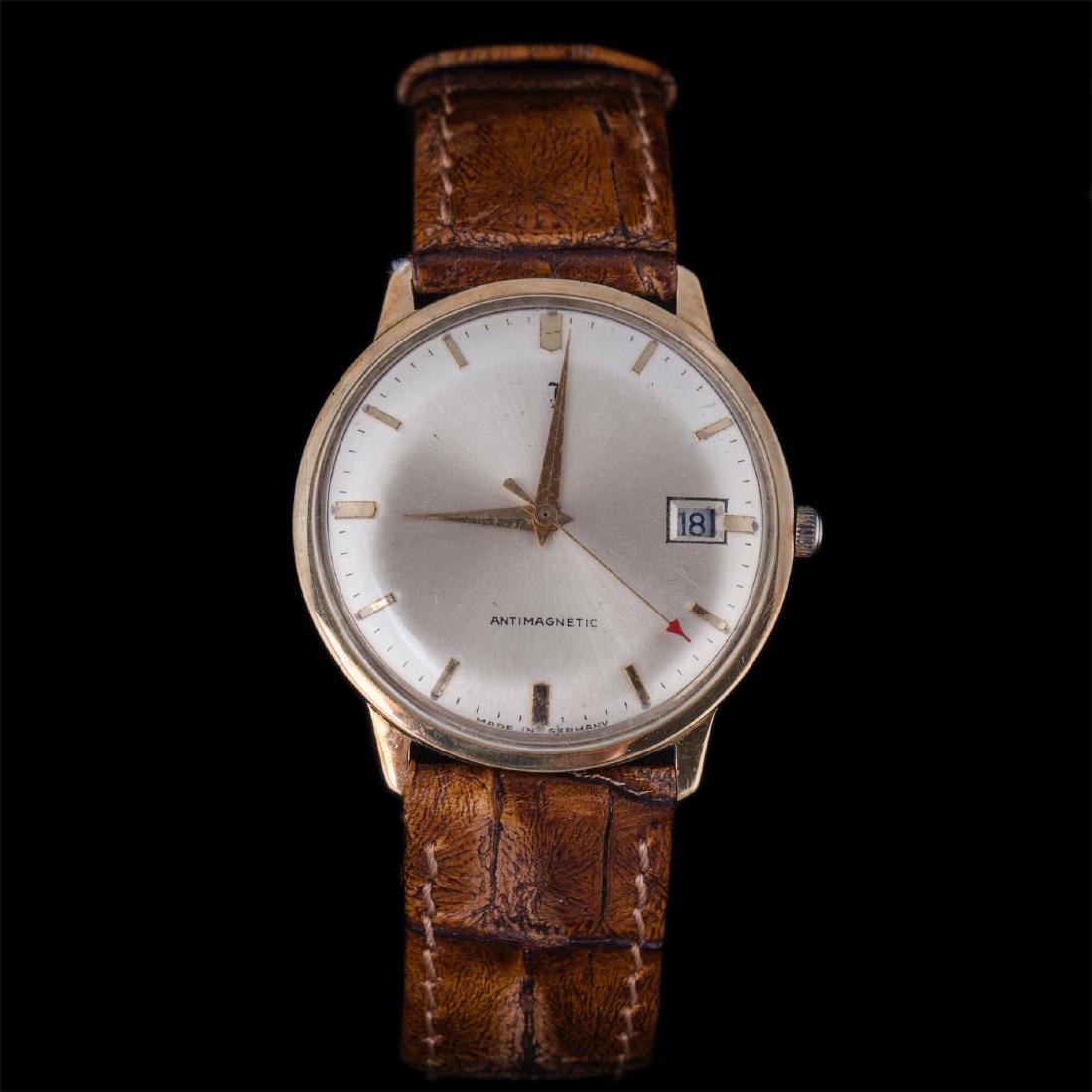Junghans gold 585 mens wristwatch with calendar — image 1