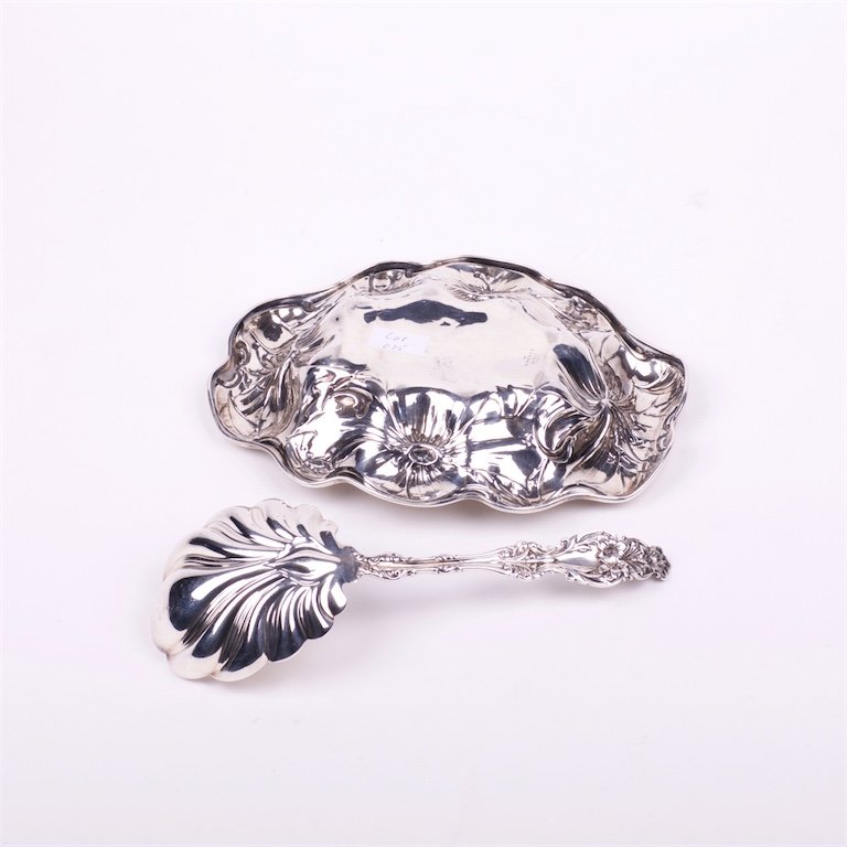 Silver spoon with deep dish. USA. — image 5