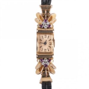 Gold 18K women's wristwatch. — image 1