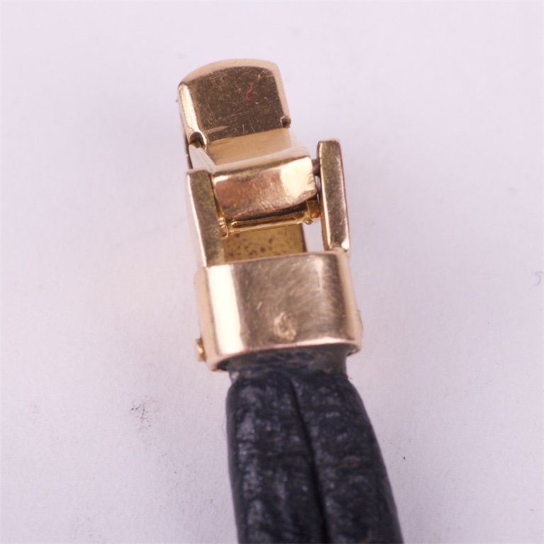 Gold 18K women's wristwatch. — image 7