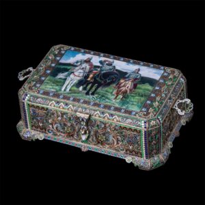 Huge enamel casket with "3 Bogatyrs".11th Artel — image 1