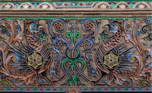 Huge enamel casket with "3 Bogatyrs".11th Artel — image 10