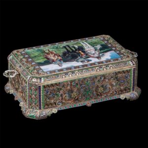 Huge enamel casket with "3 Bogatyrs".11th Artel — image 5