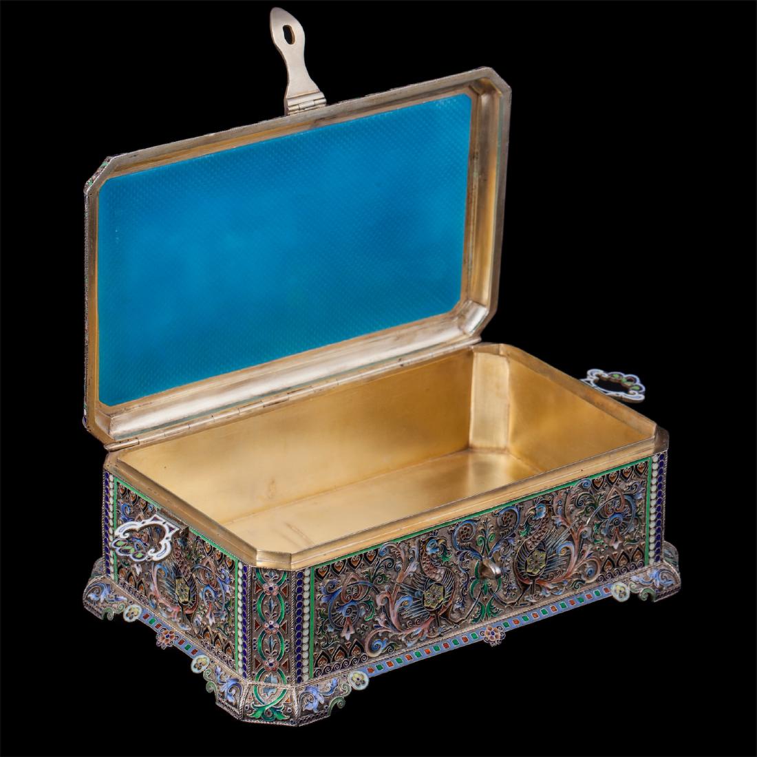 Huge enamel casket with "3 Bogatyrs".11th Artel — image 6
