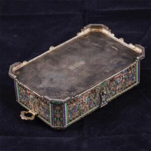 Huge enamel casket with "3 Bogatyrs".11th Artel — image 7