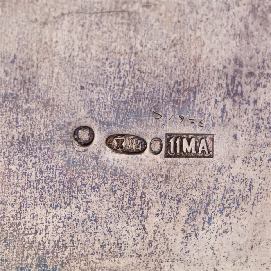 Huge enamel casket with "3 Bogatyrs".11th Artel — image 9