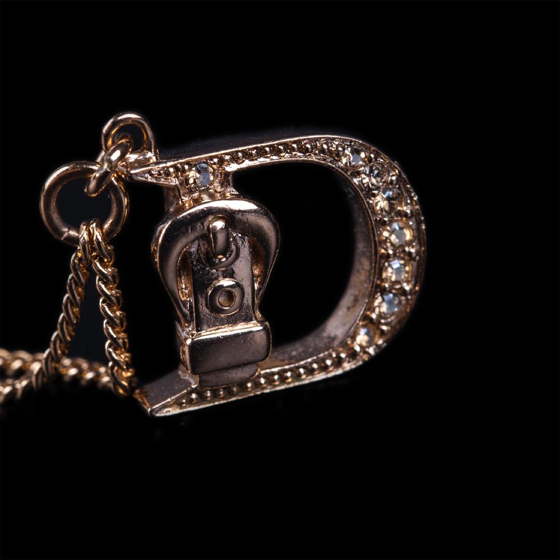 Dior hand bracelet with the pendant — image 2