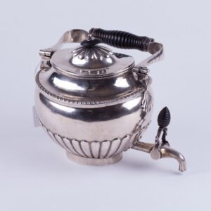 Russian silver tea kettle. — image 1