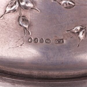 Silver pot with cover. England. — image 7