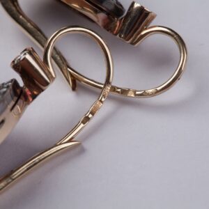 Gold earrings and ring. — image 8