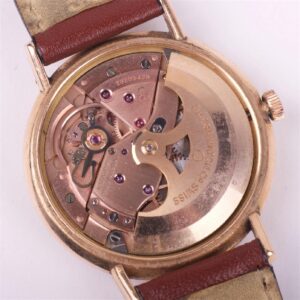 Omega 18K gold automatic wristwatch with calendar — image 8