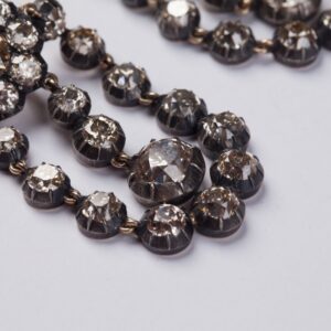 Earrings with diamonds. — image 9