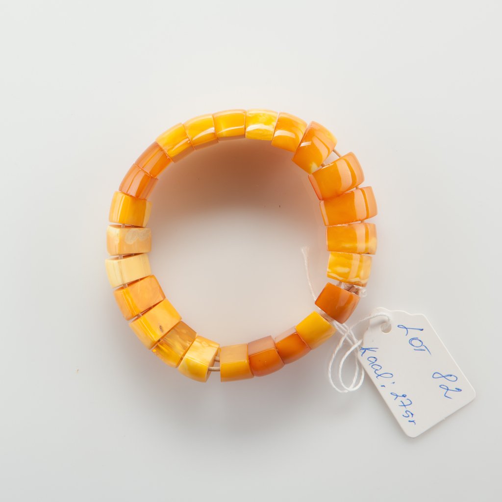 Natural Old Baltic Amber Yellow bracelet. — image 3