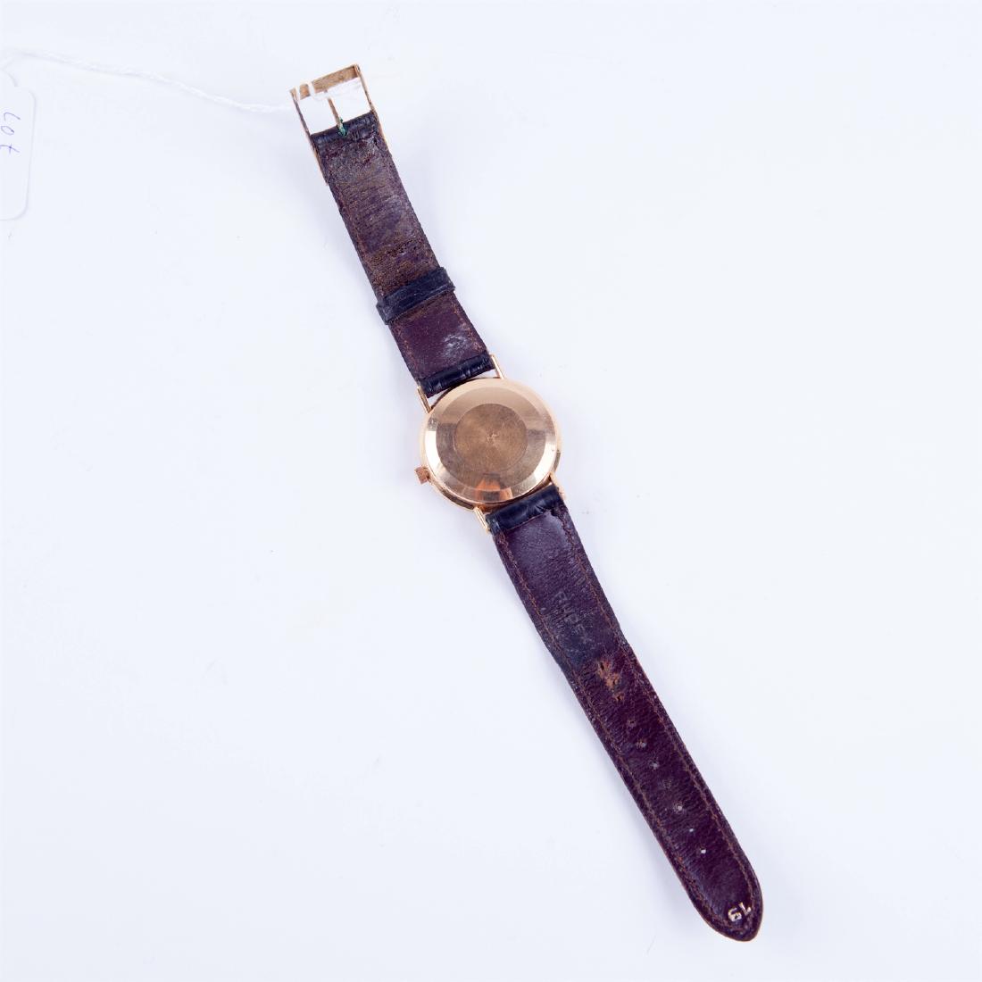Omega 18K gold automatic wristwatch with calendar — image 3