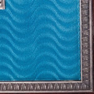 Wooden, silver and guilloche enamel Faberge photo frame — image 4